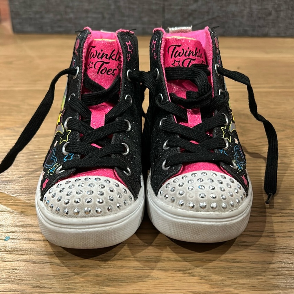 Sketchers twinkle toes shoes